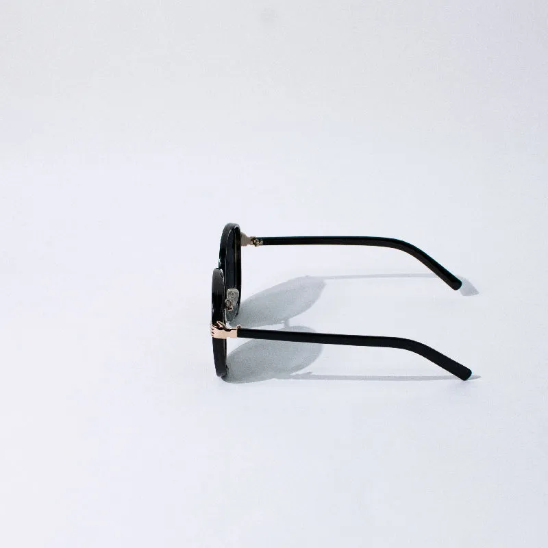 Suave Black Frame Mirror Sunglass