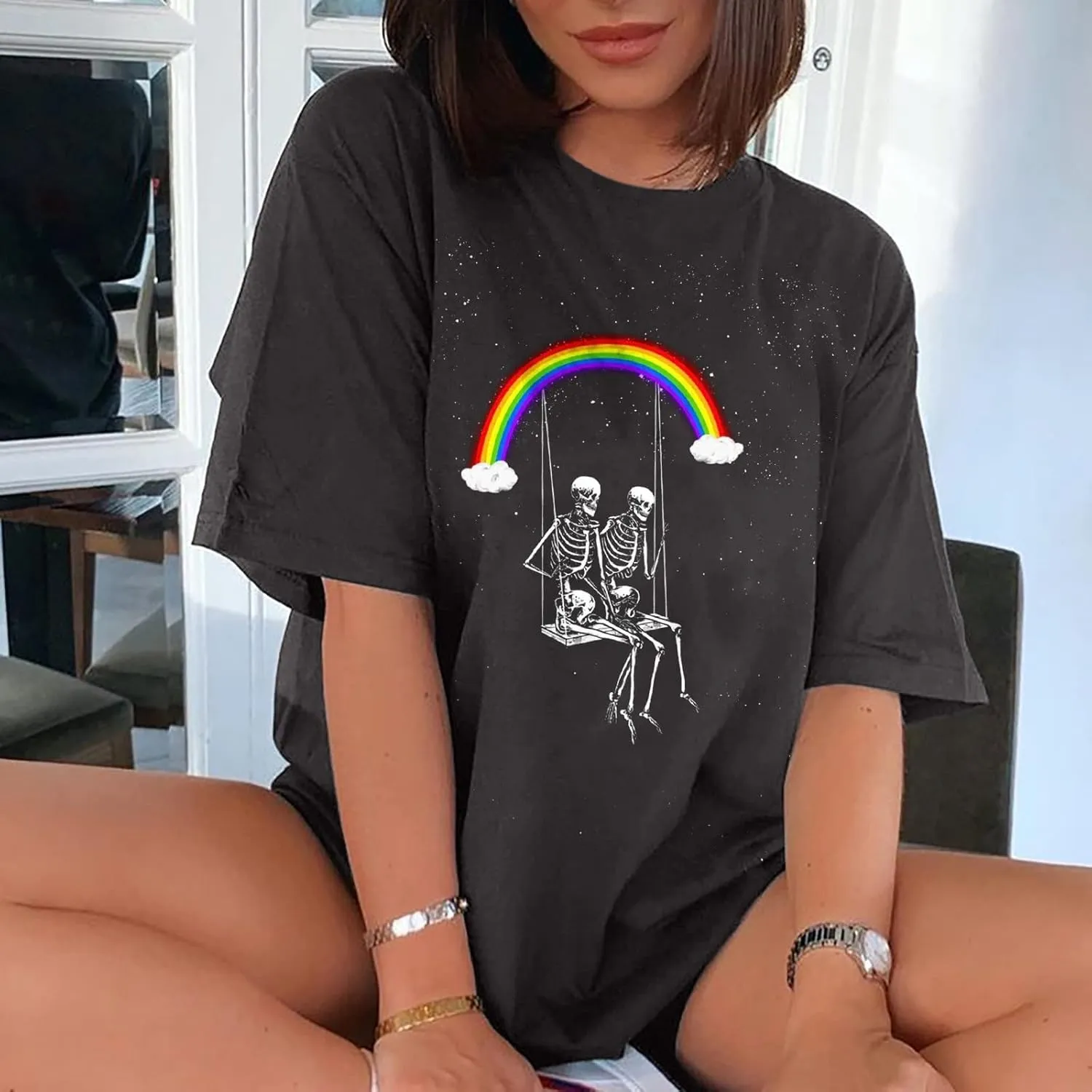 Vintage Shirts for Women Cute Graphic Tee Spring Short Sleeve Tops Oversized Tshirts Teen Aesthetic Clothing